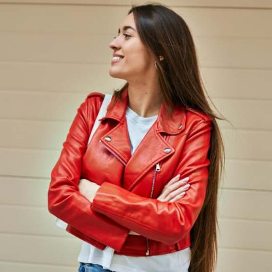 Como montar looks de inverno com camiseta básica? Veja dicas!