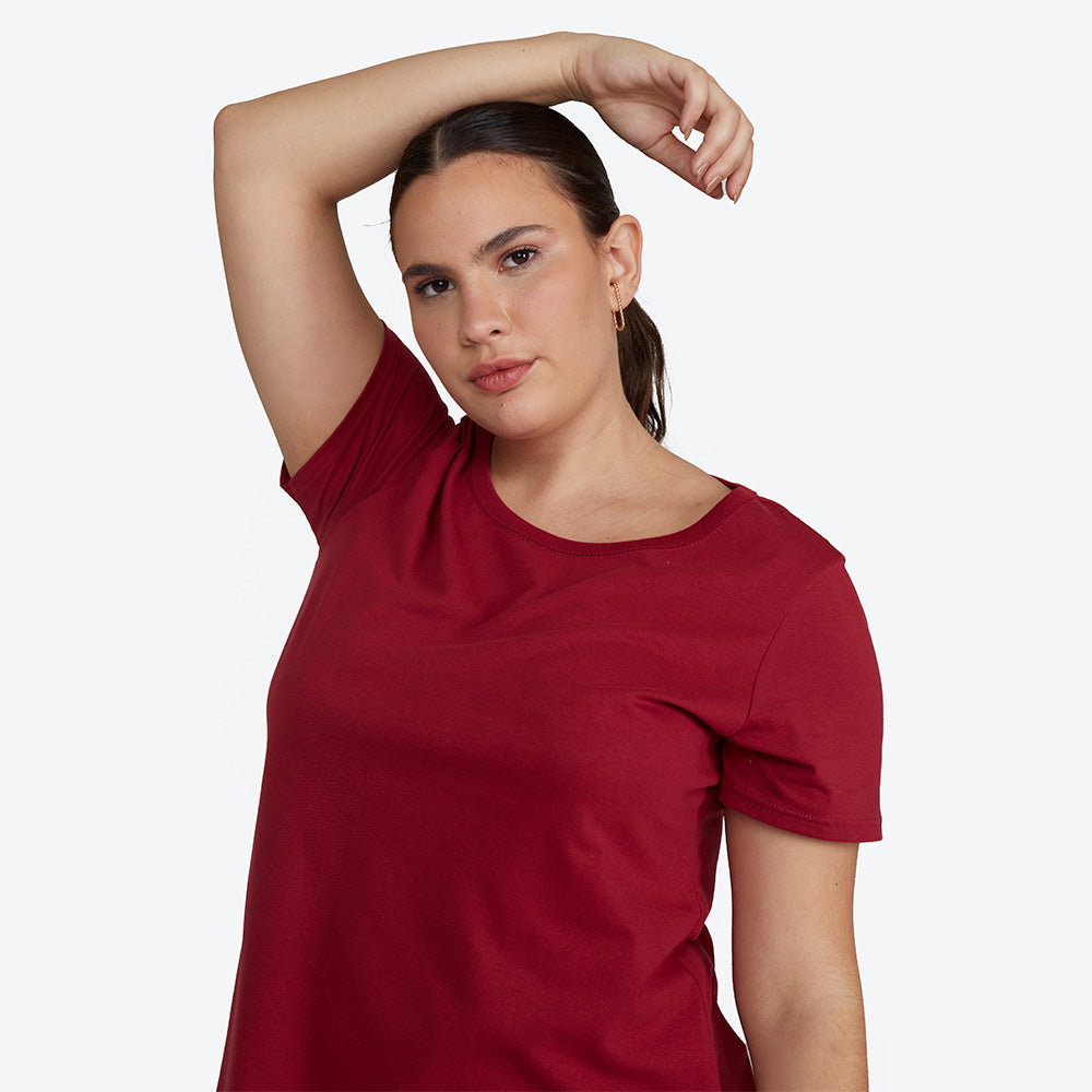 Camiseta Básica Plus Feminina - Marsala