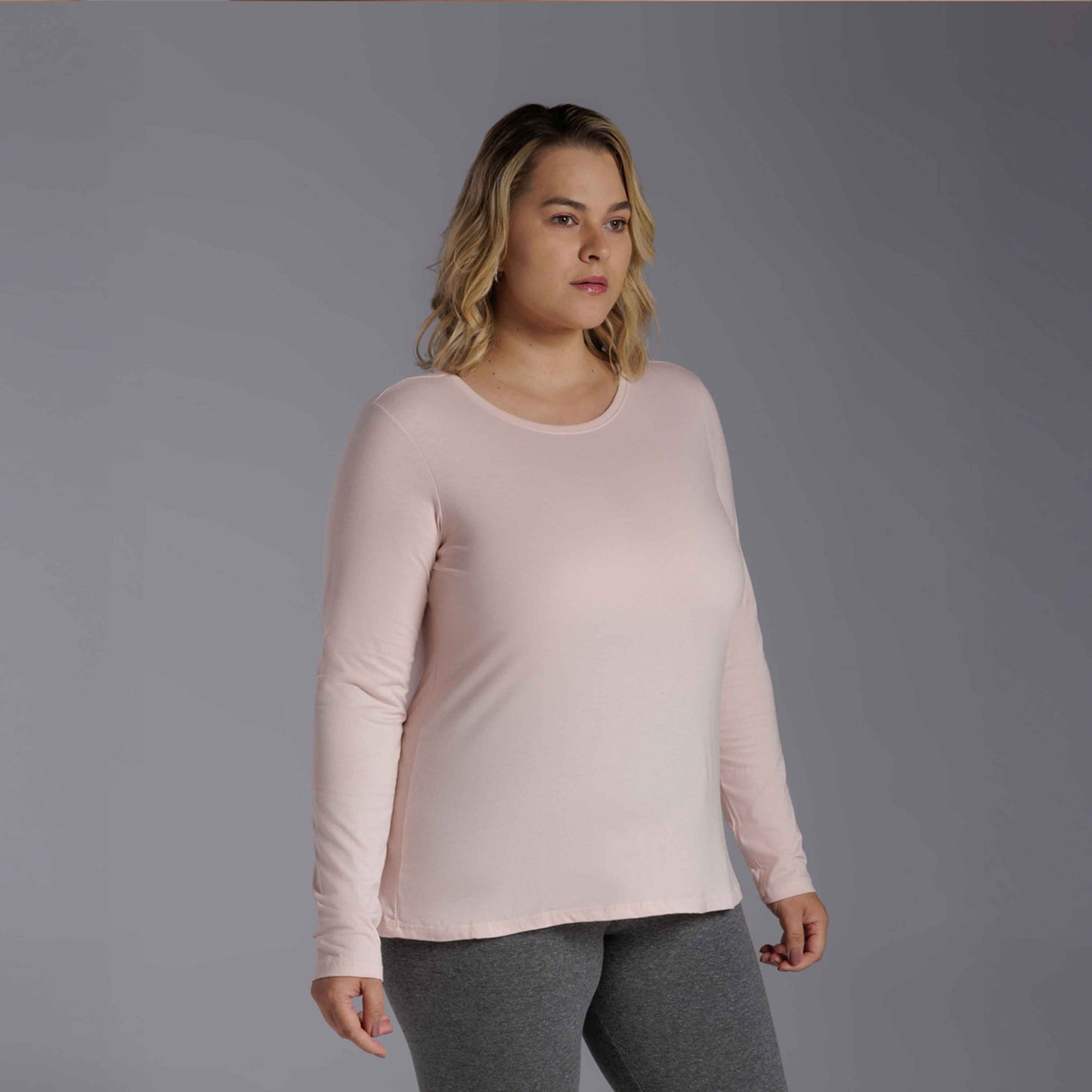 Camiseta Básica Manga Longa Plus Feminina - Rosa Pastel