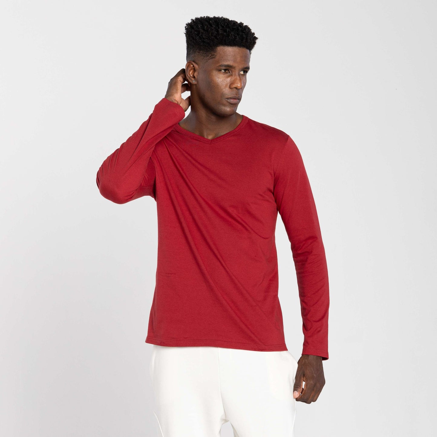 Camiseta Básica Gola V Manga Longa Masculina - Vermelho Escarlate