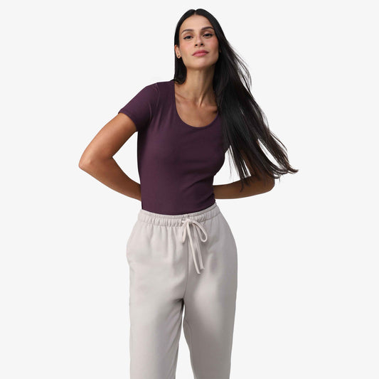 Camiseta Canelada Gola U Feminina - Roxo Ameixa