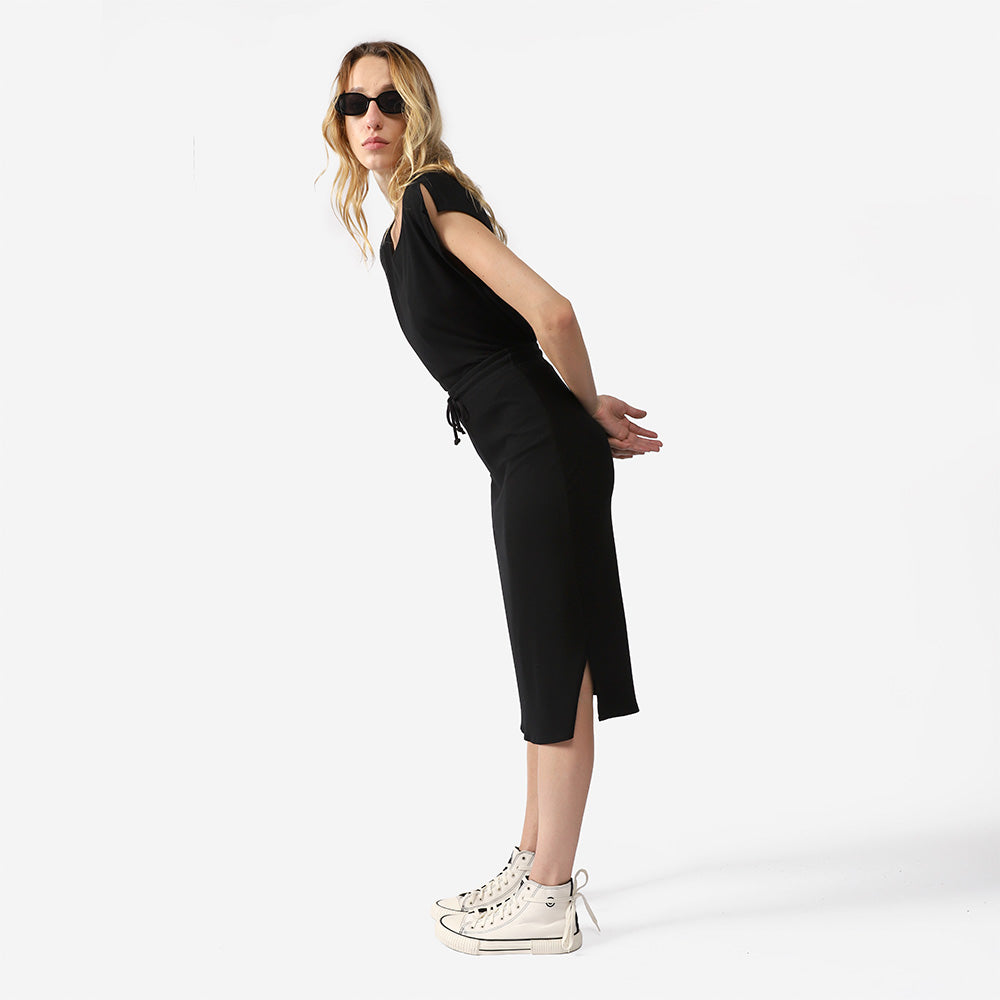 Saia Reta Midi Canelada Feminina - Preto