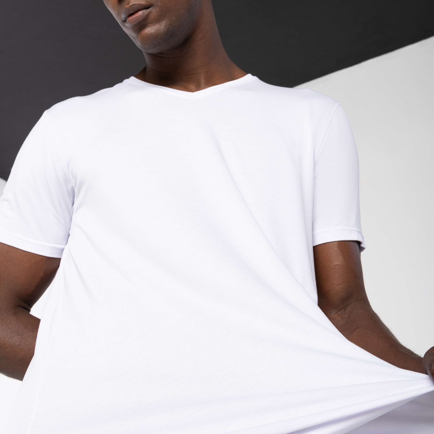 Tech T-Shirt Modal Gola V Masculina - Branco