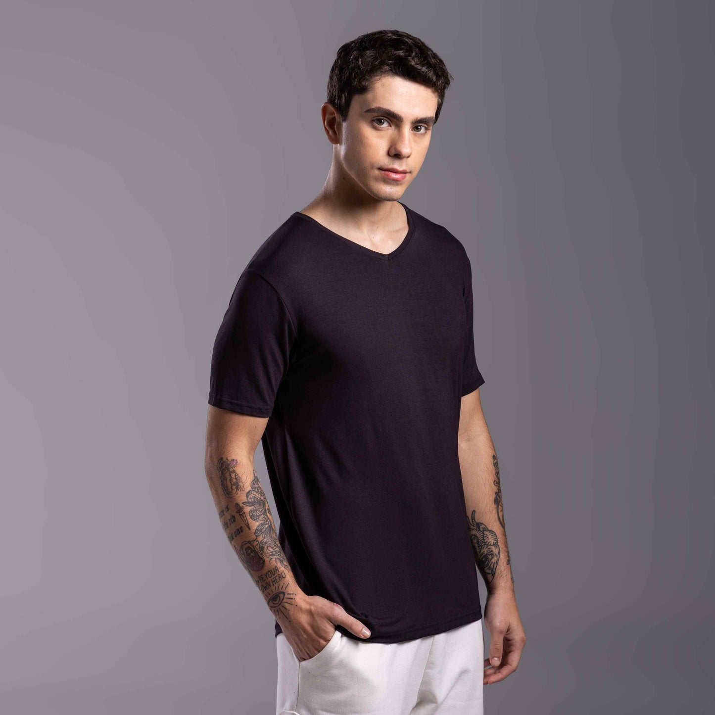 Tech T-Shirt Modal Gola V Masculina - Preto