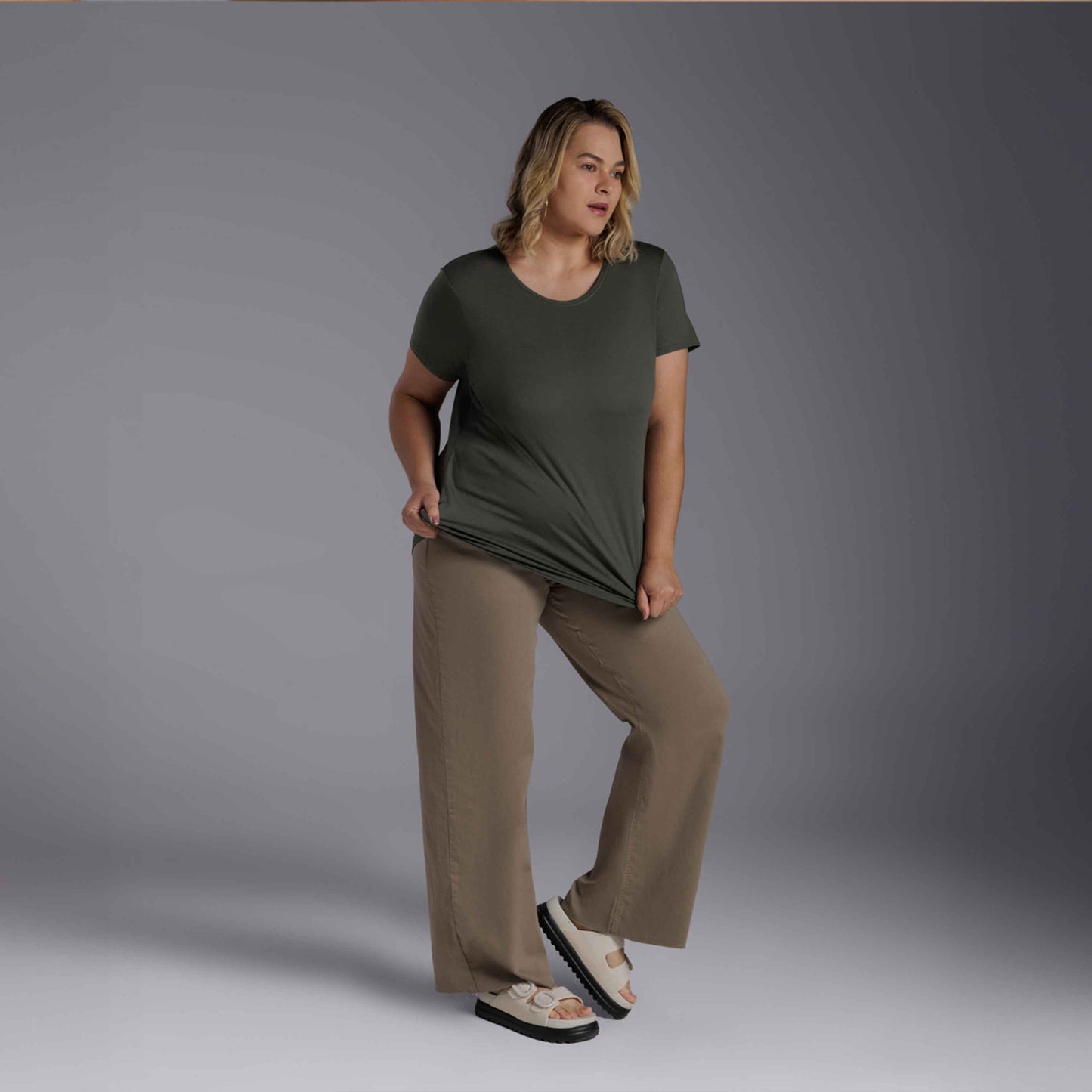 Tech T-Shirt Modal Plus Feminina - Verde Figo