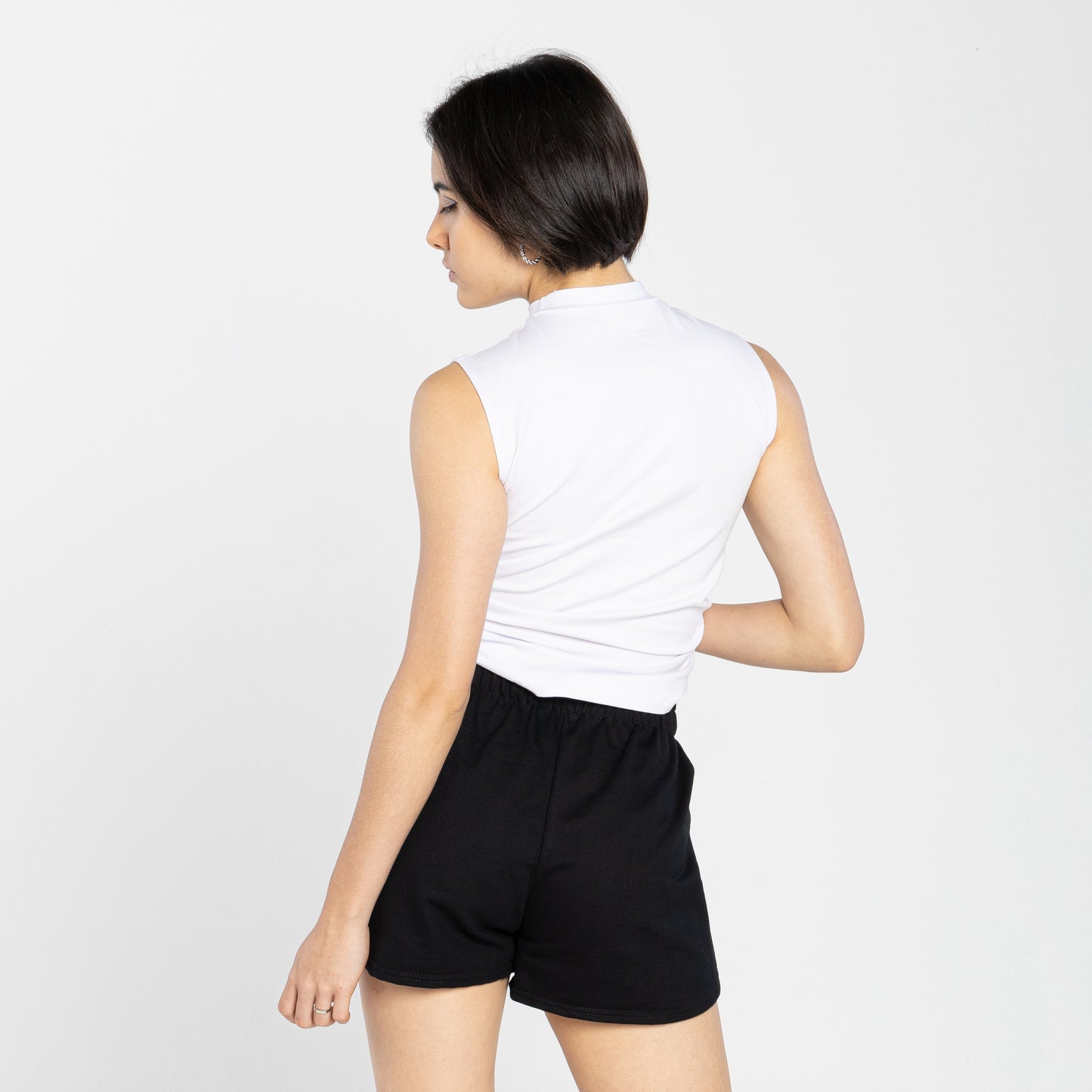 Shorts Moletom Tech Impermeável Feminino - Preto