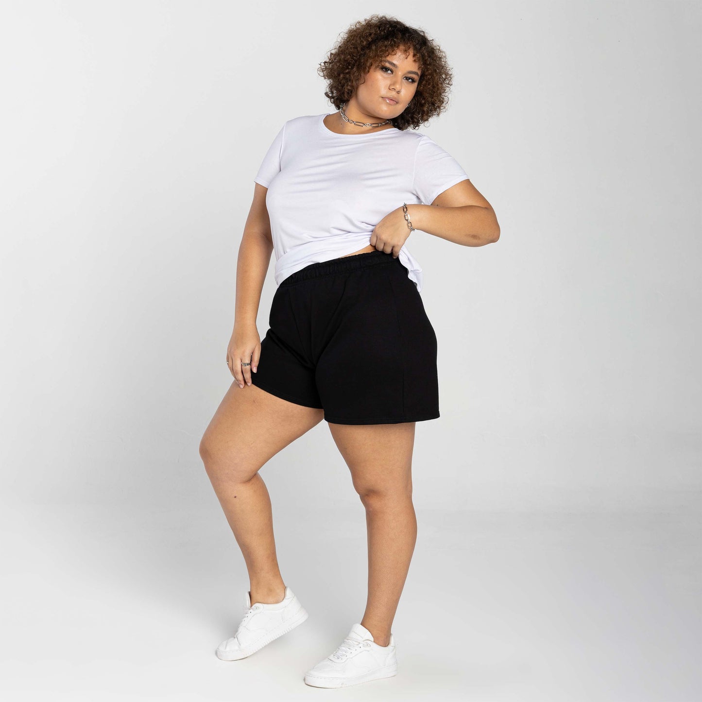 Shorts Moletom Tech Impermeável Plus Feminino - Preto