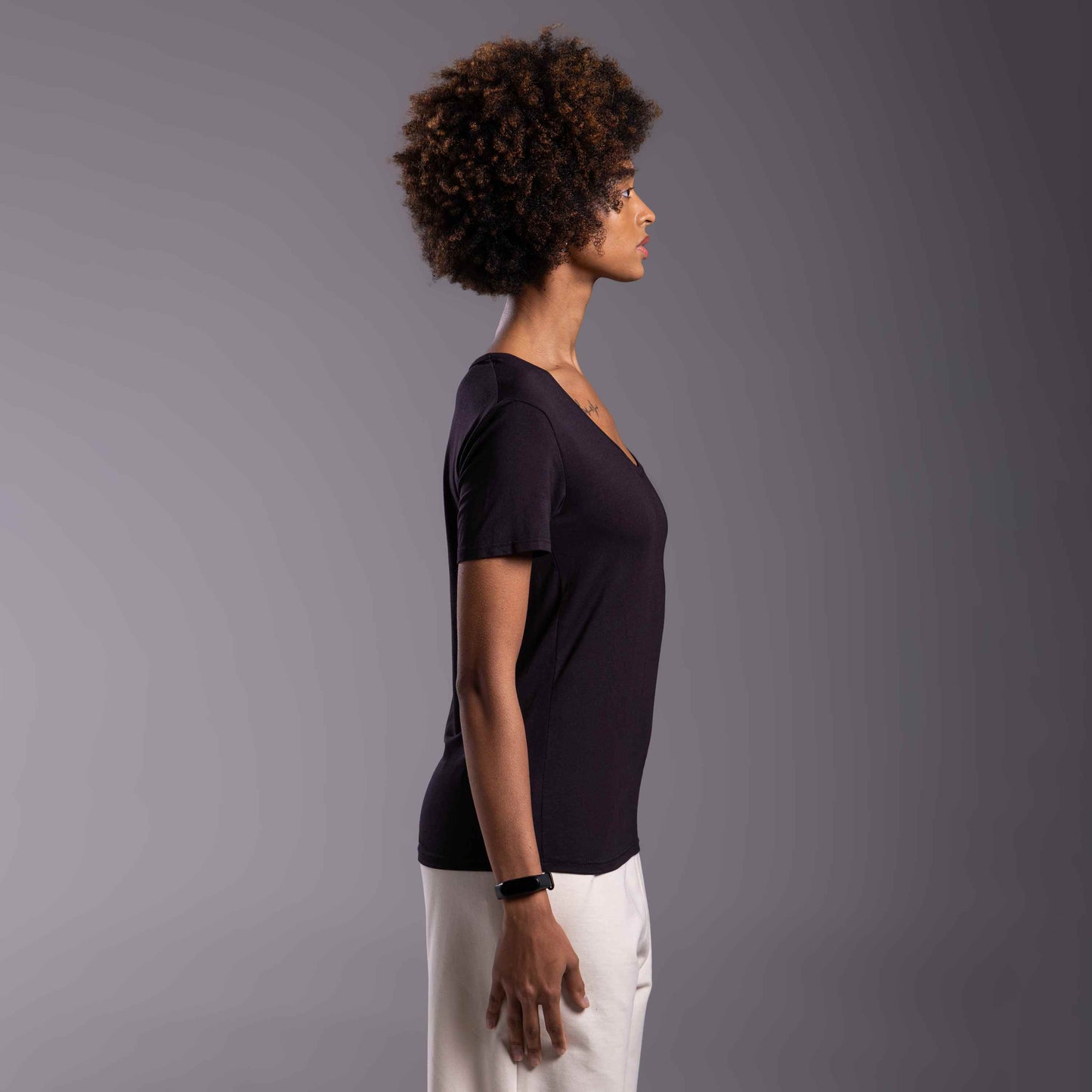 Tech T-Shirt Modal Gola U Feminina - Preto