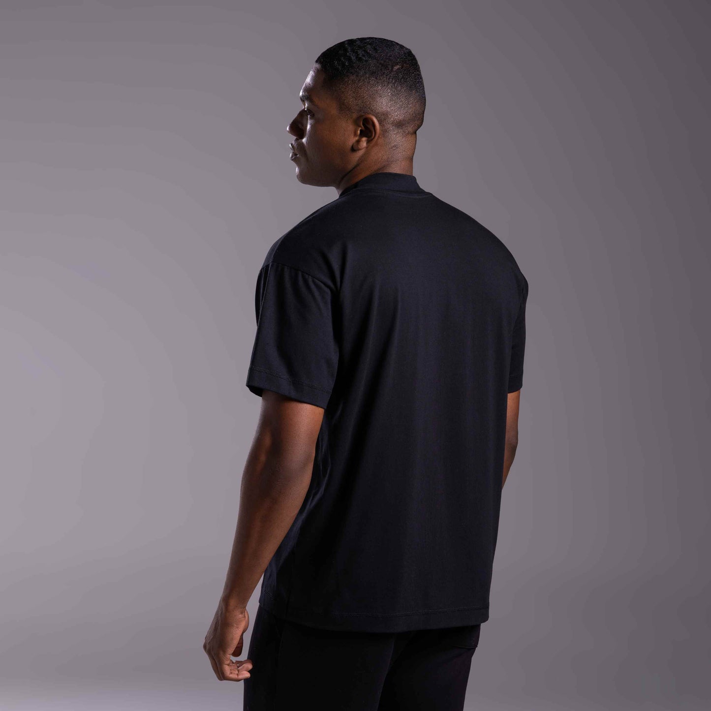 Tech T-Shirt Comfort Anti Odor Gola Alta Masculina - Preto