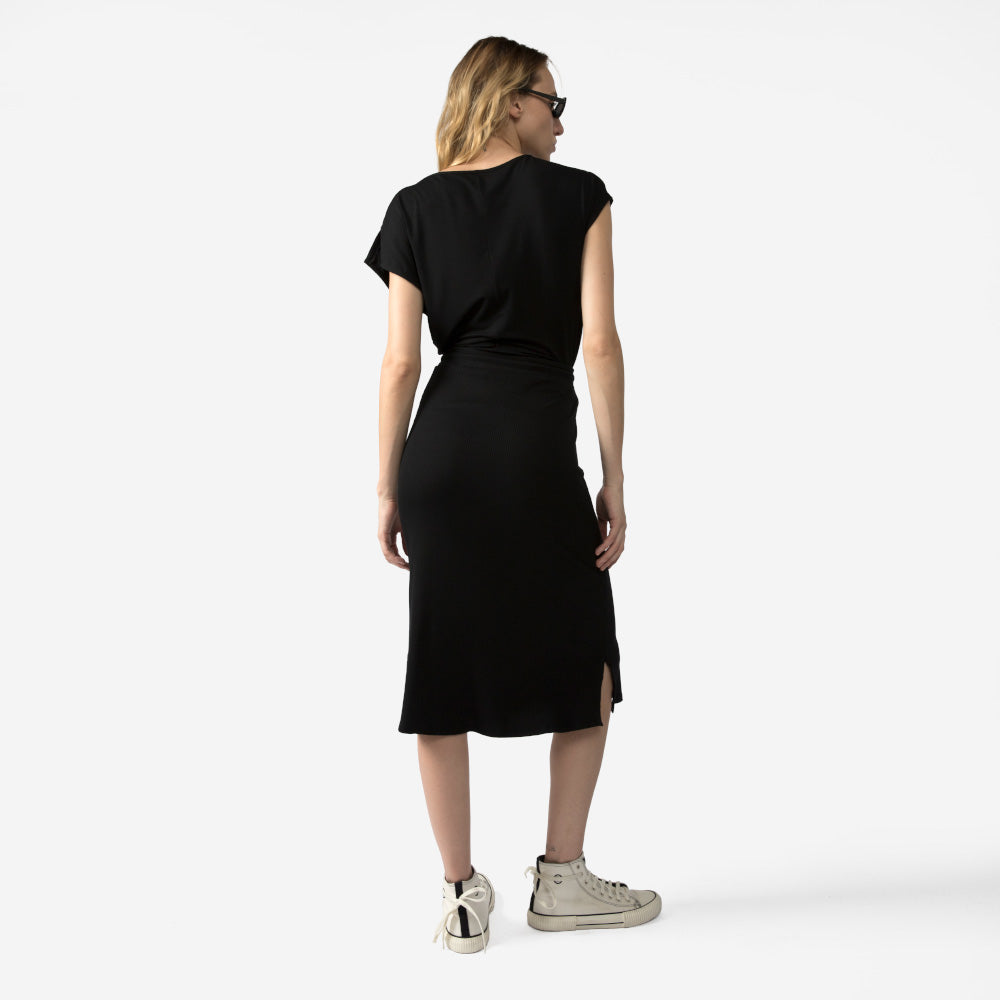 Blusa Detalhe Manga Viscose Feminina - Preto