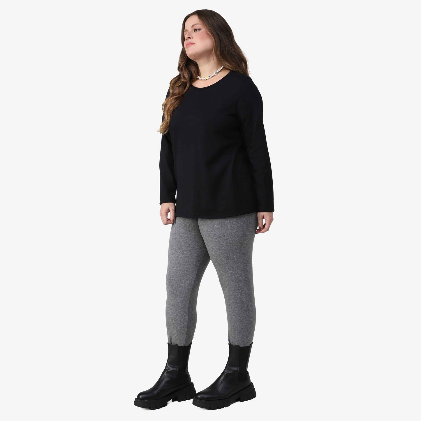 Tech T-Shirt Anti Odor Slim Manga Longa Plus Feminina - Preto