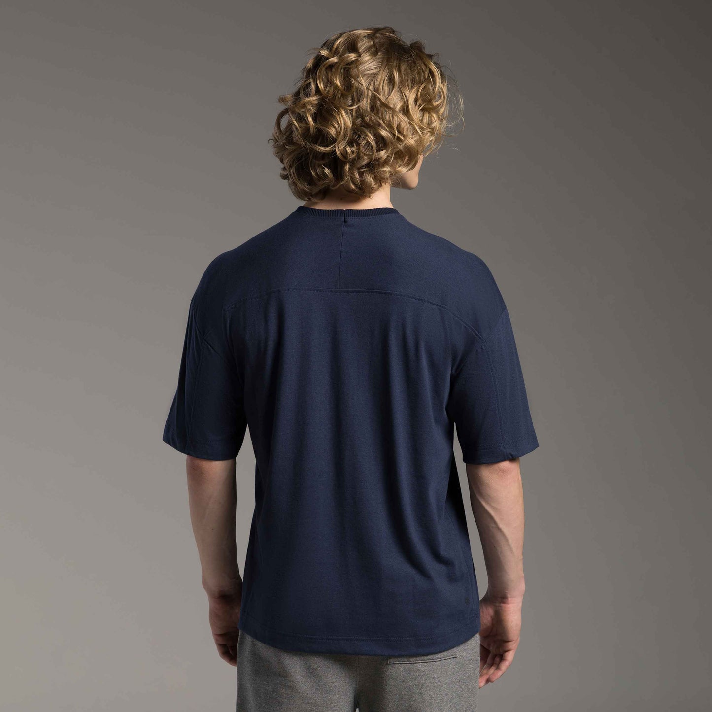 Tech T-Shirt Air Oversized Recorte Masculina - Azul Marinho