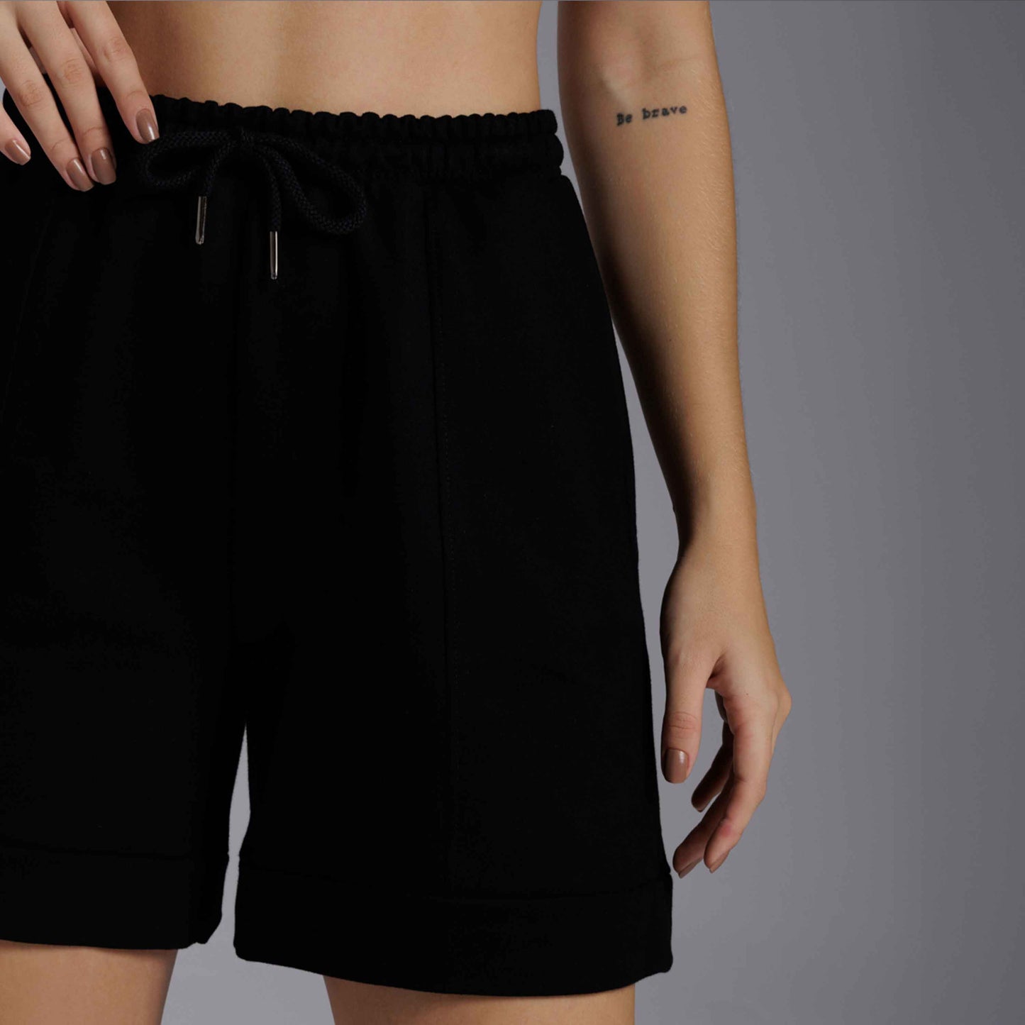 Shorts Moletom Tech NoLiquid Friso Feminino - Preto