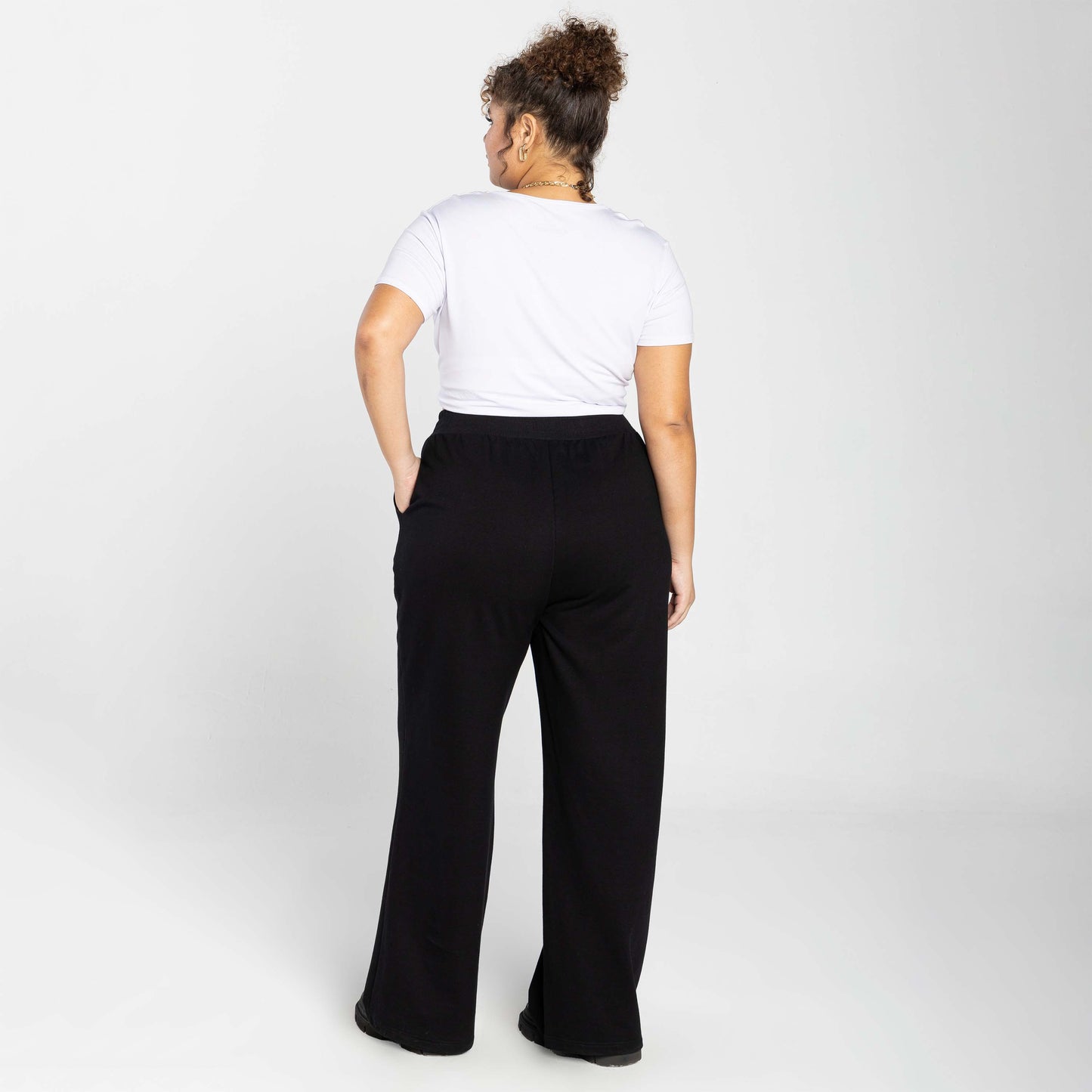 Calça Wide Moletom Tech Impermeável Plus - Preto