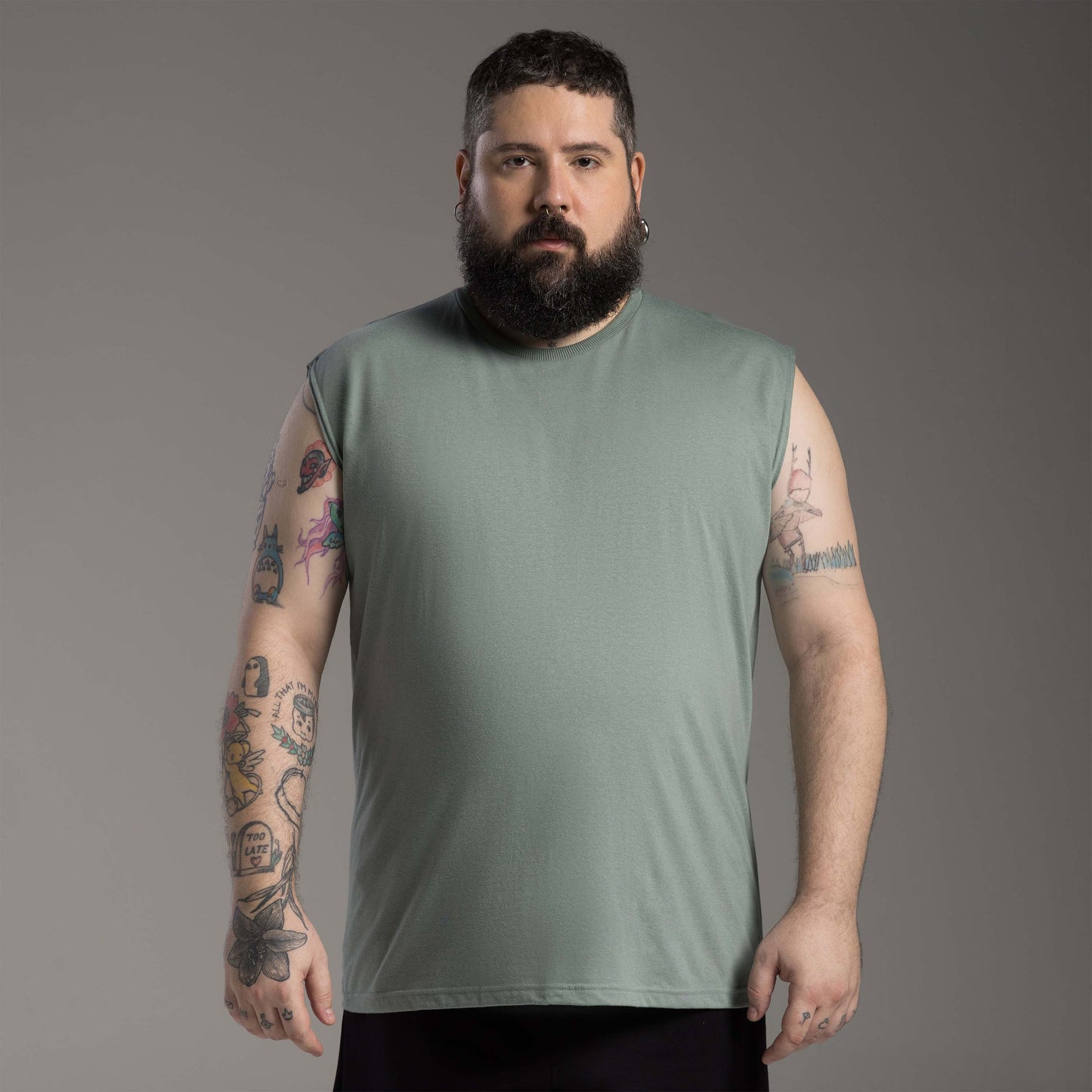Regata Tech Air Alongada Plus Masculina - Verde Chá