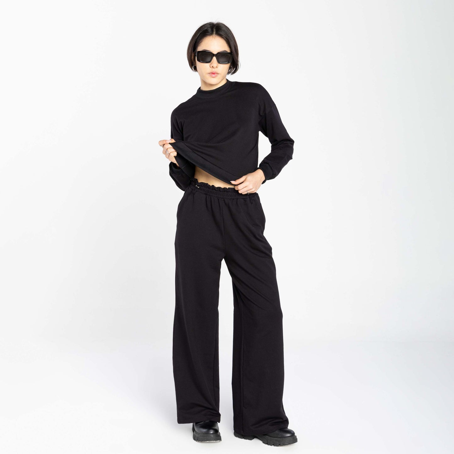 Blusão Cropped Tech Impermeável Feminino - Preto
