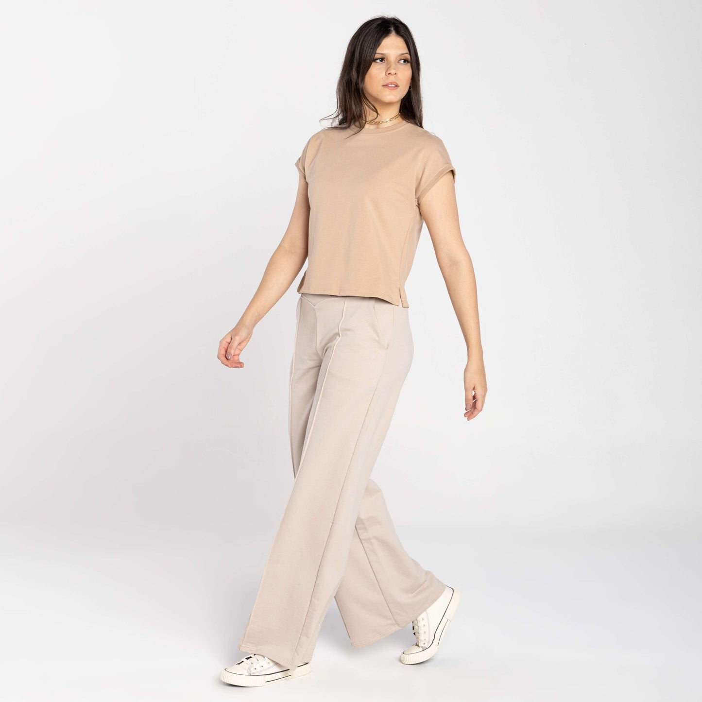Tech T-Shirt Boxy Comfort Impermeável Feminina - Bege Camel