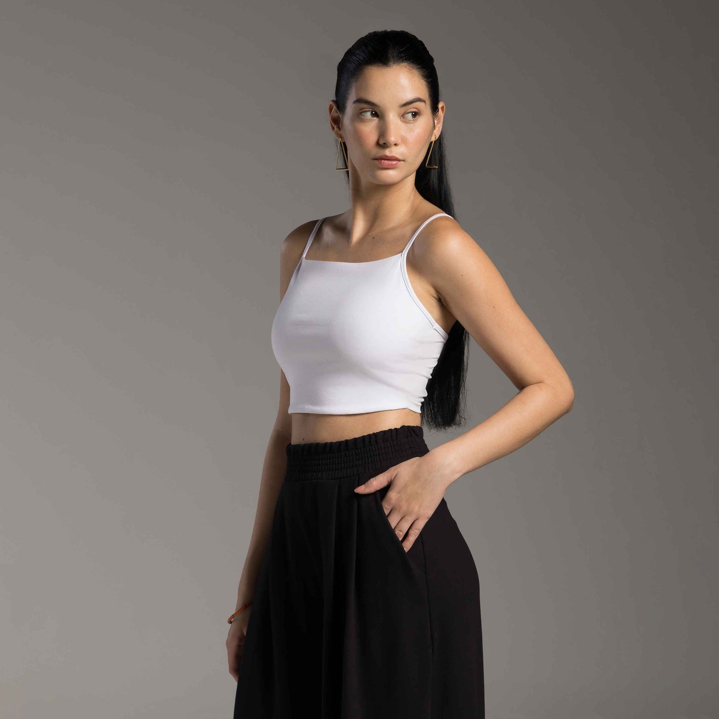Top Cropped Tech Comfort Anti Odor Decote Reto Feminino - Branco