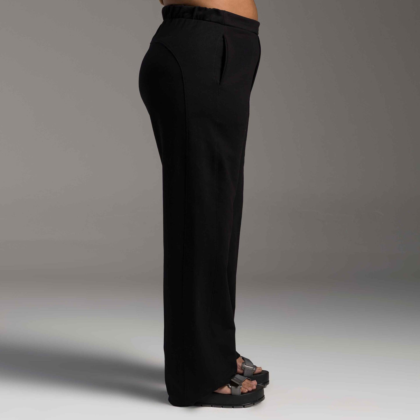 Calça Tech Impermeável Plus Feminina - Preto