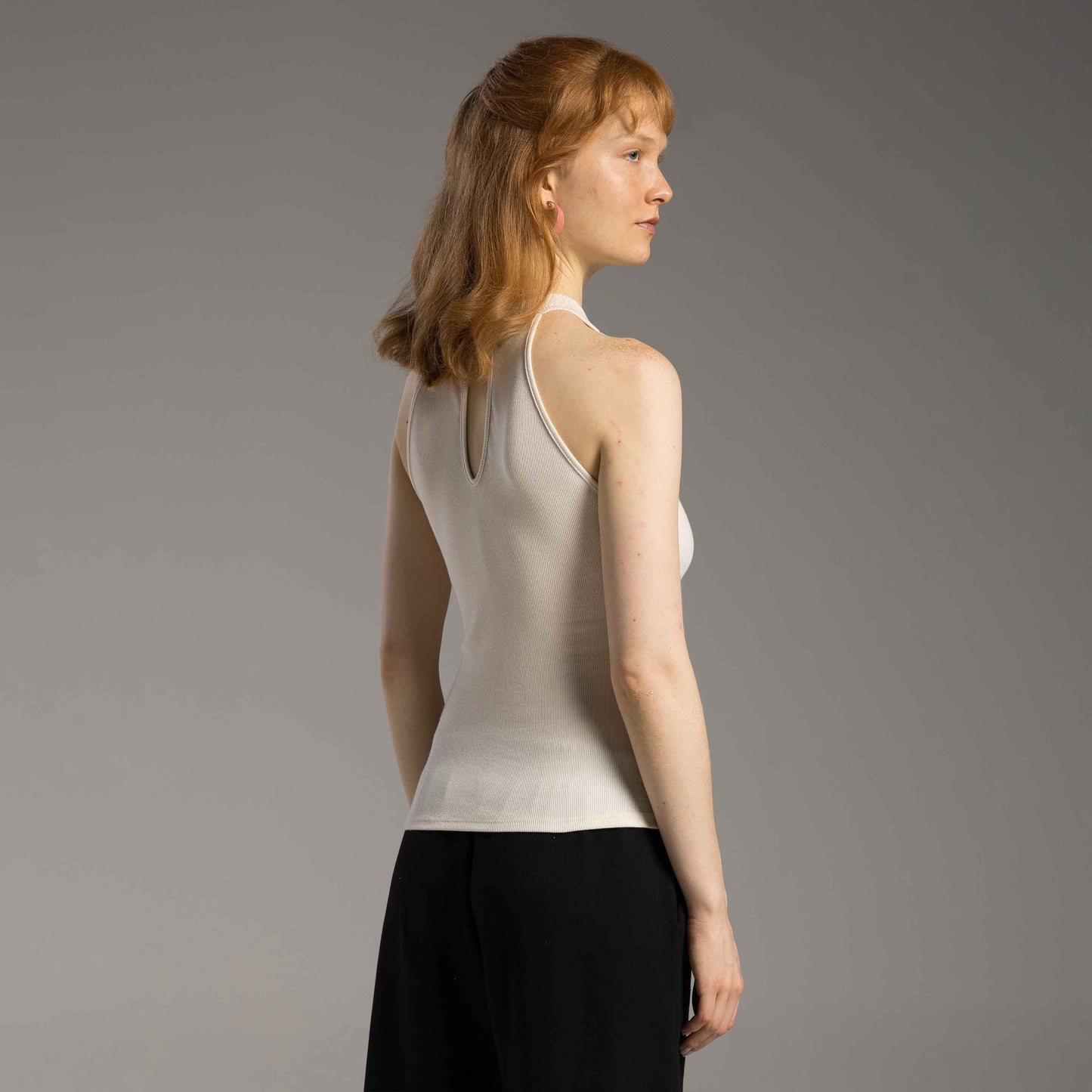 Blusa Ribana Tech Anti Odor Halter Neck Feminina - Off Vanilla