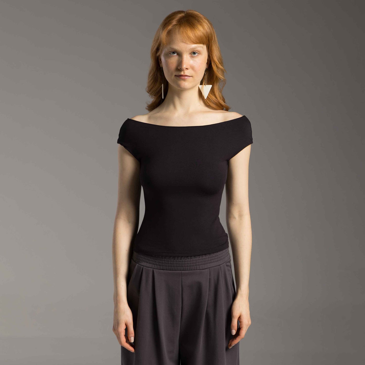 Blusa Tech Modal Ombro a Ombro Feminina - Preto