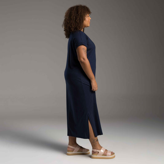 Vestido Midi Tech Air Plus - Azul Marinho