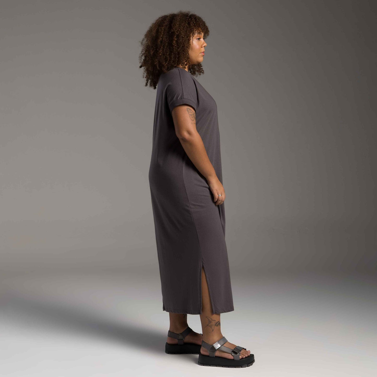 Vestido Midi Tech Air Plus - Cinza Carvão