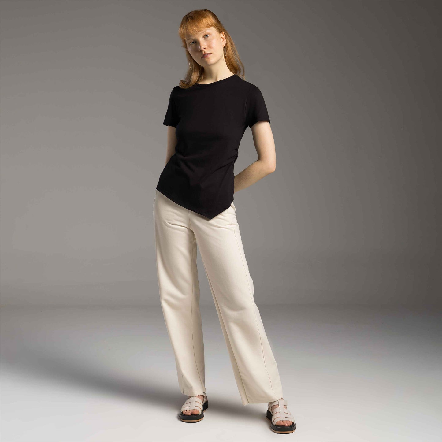 Tech T-Shirt Air Assimétrica Feminina - Preto