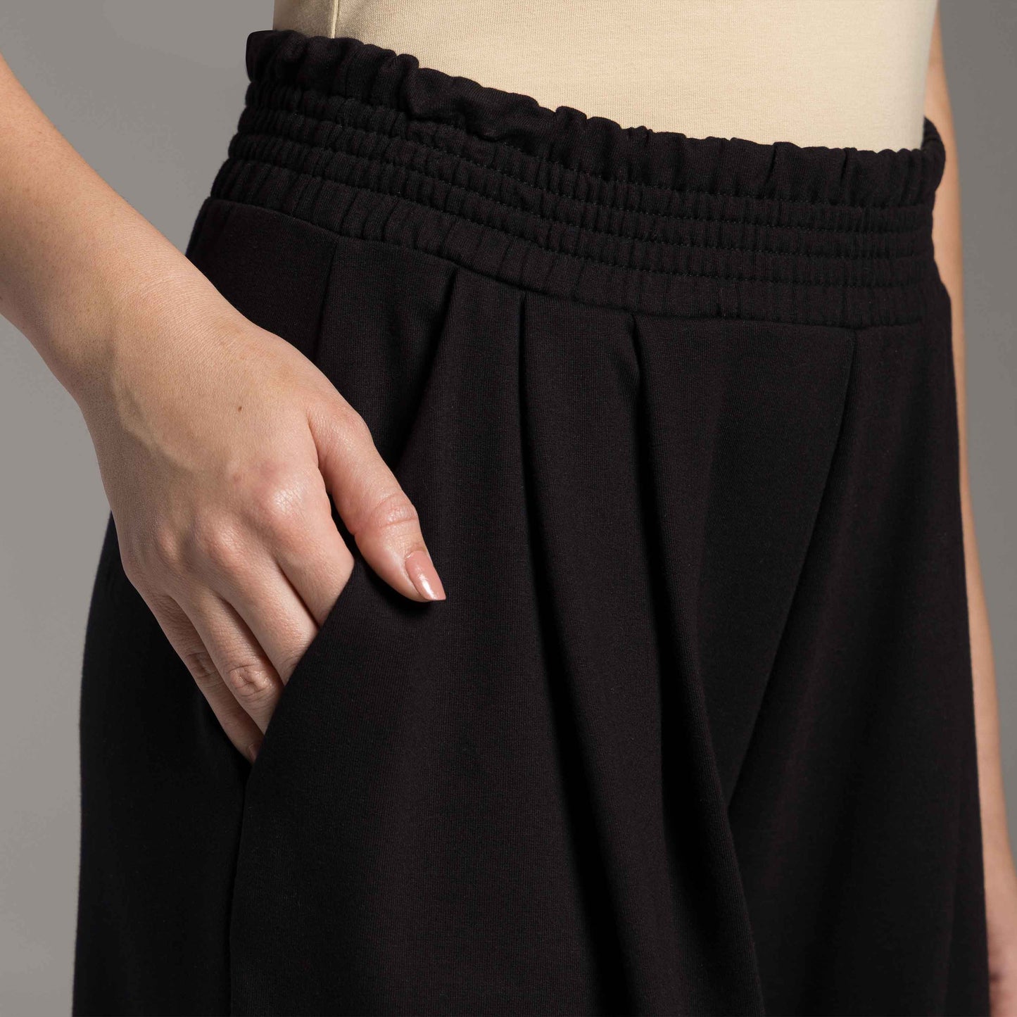 Calça Pantalona Tech Impermeável Feminina - Preto
