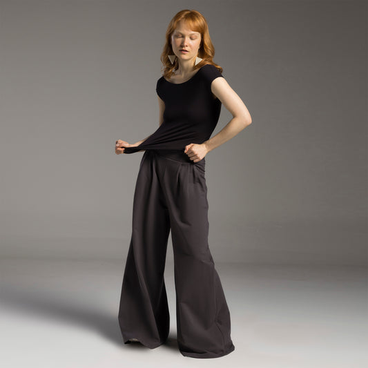 Calça Pantalona Tech Impermeável Feminina - Cinza Carvão