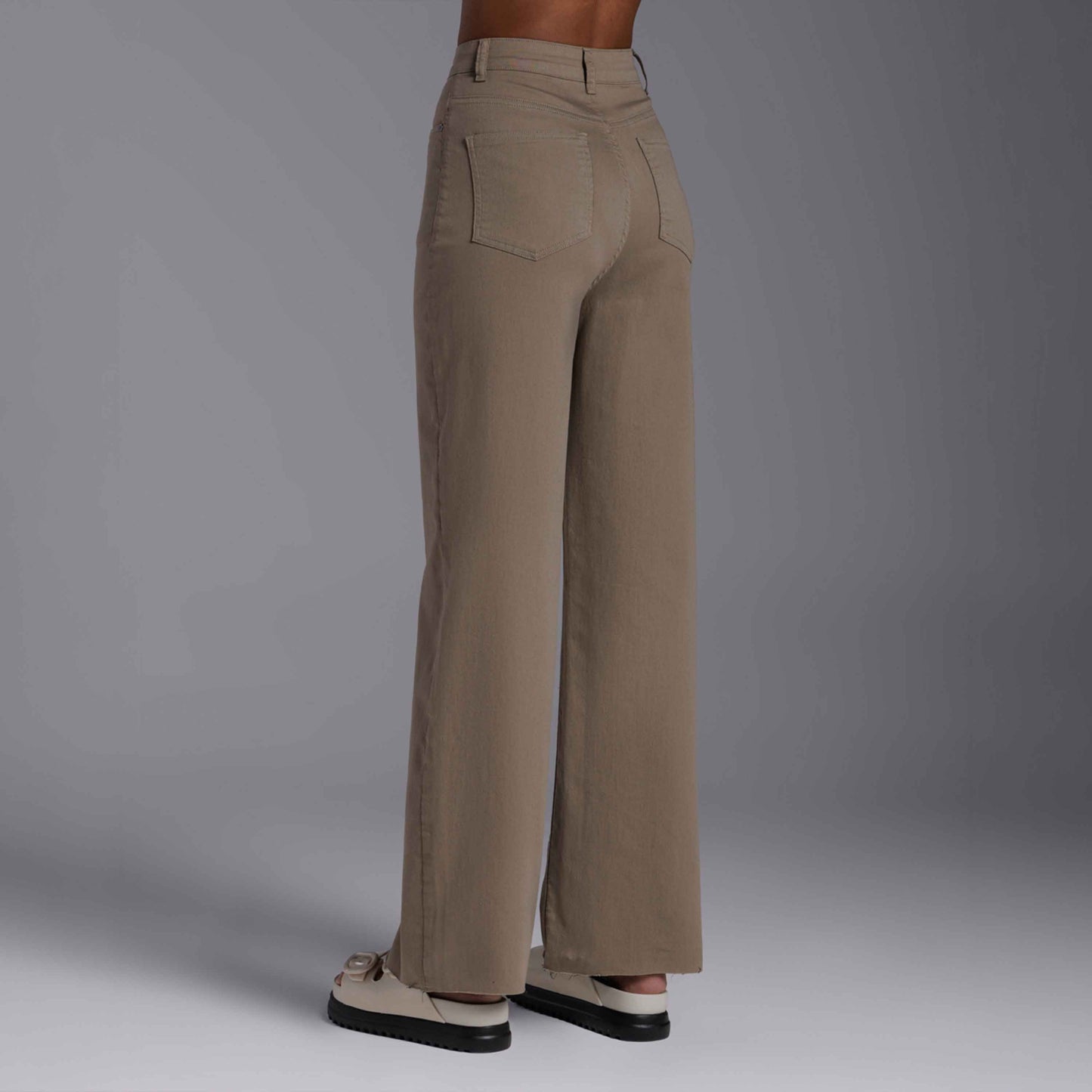 Calça Wide Tech Flex Feminina - Verde Orvalho