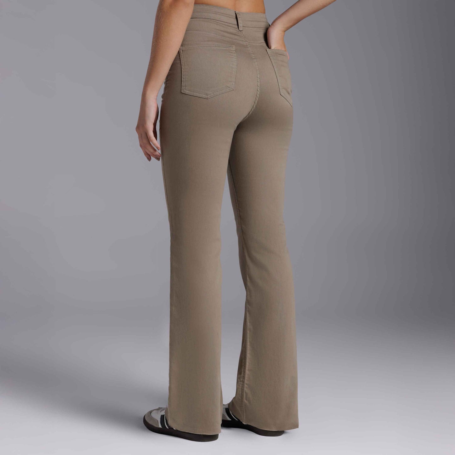 Calça Mini Boot Tech Flex Feminina - Verde Orvalho
