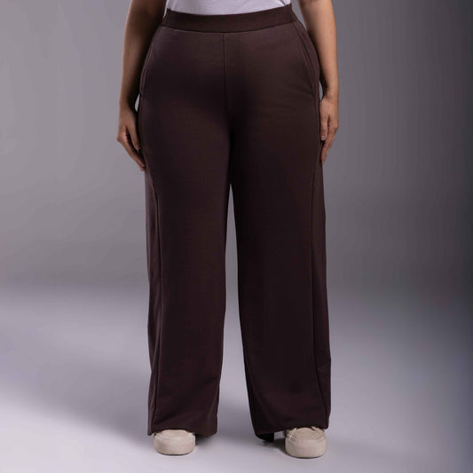 Calça Reta Moletom Tech Impermeável Plus Feminina - Marrom