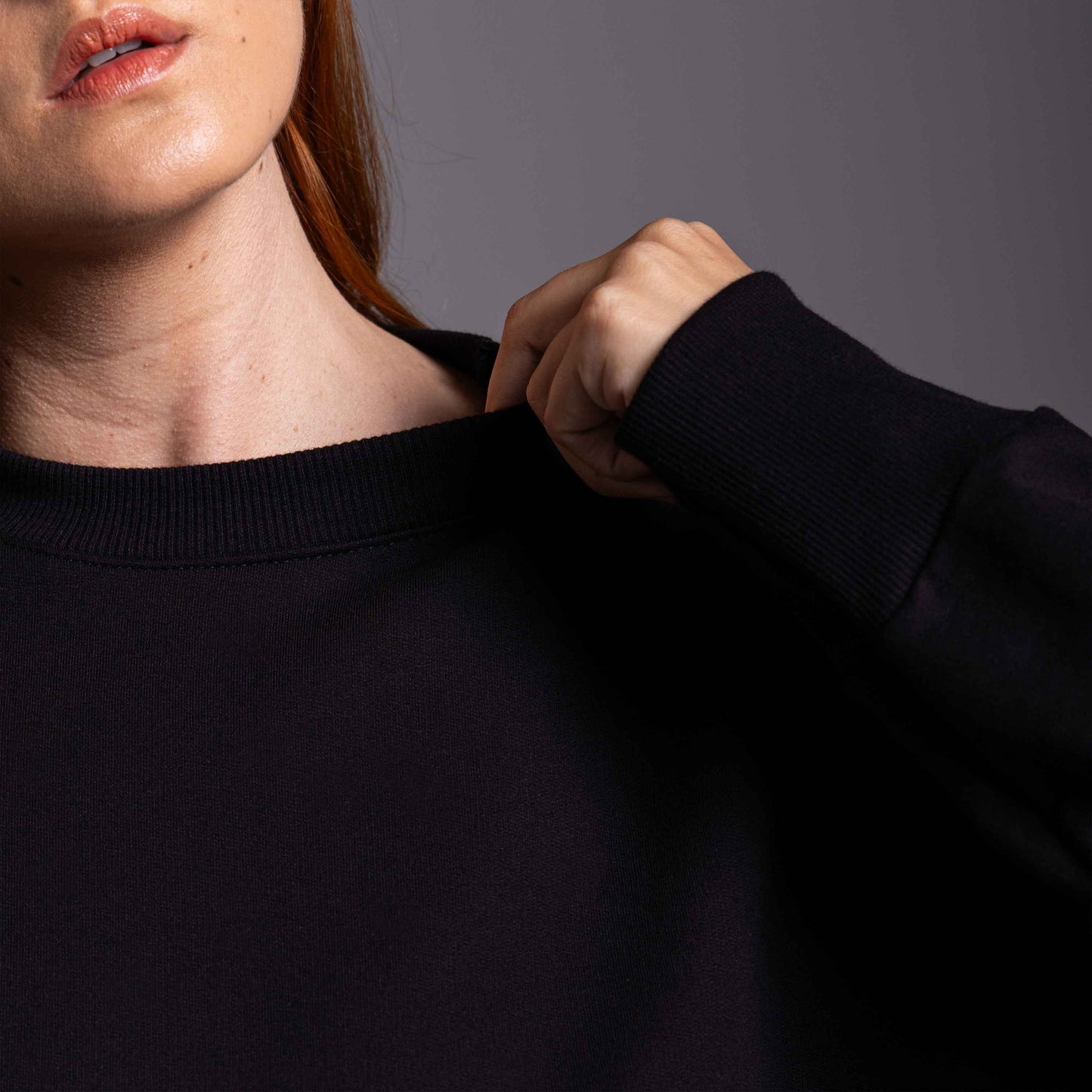 Blusão Moletom Tech Impermeável Plus Feminino - Preto