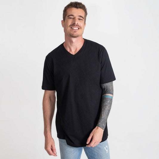 Camiseta Básica Gola V Masculina - Preto