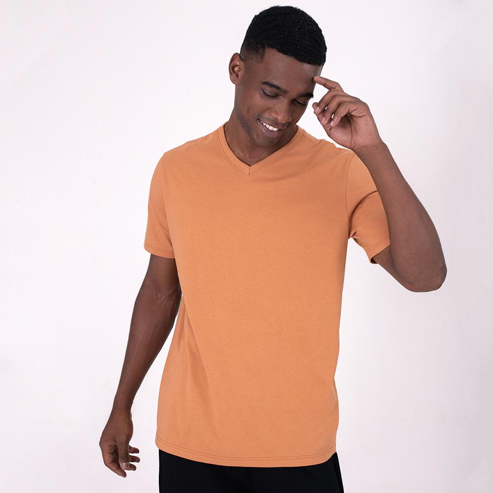 Camiseta Básica Gola V Masculina - Amarelo Mostarda