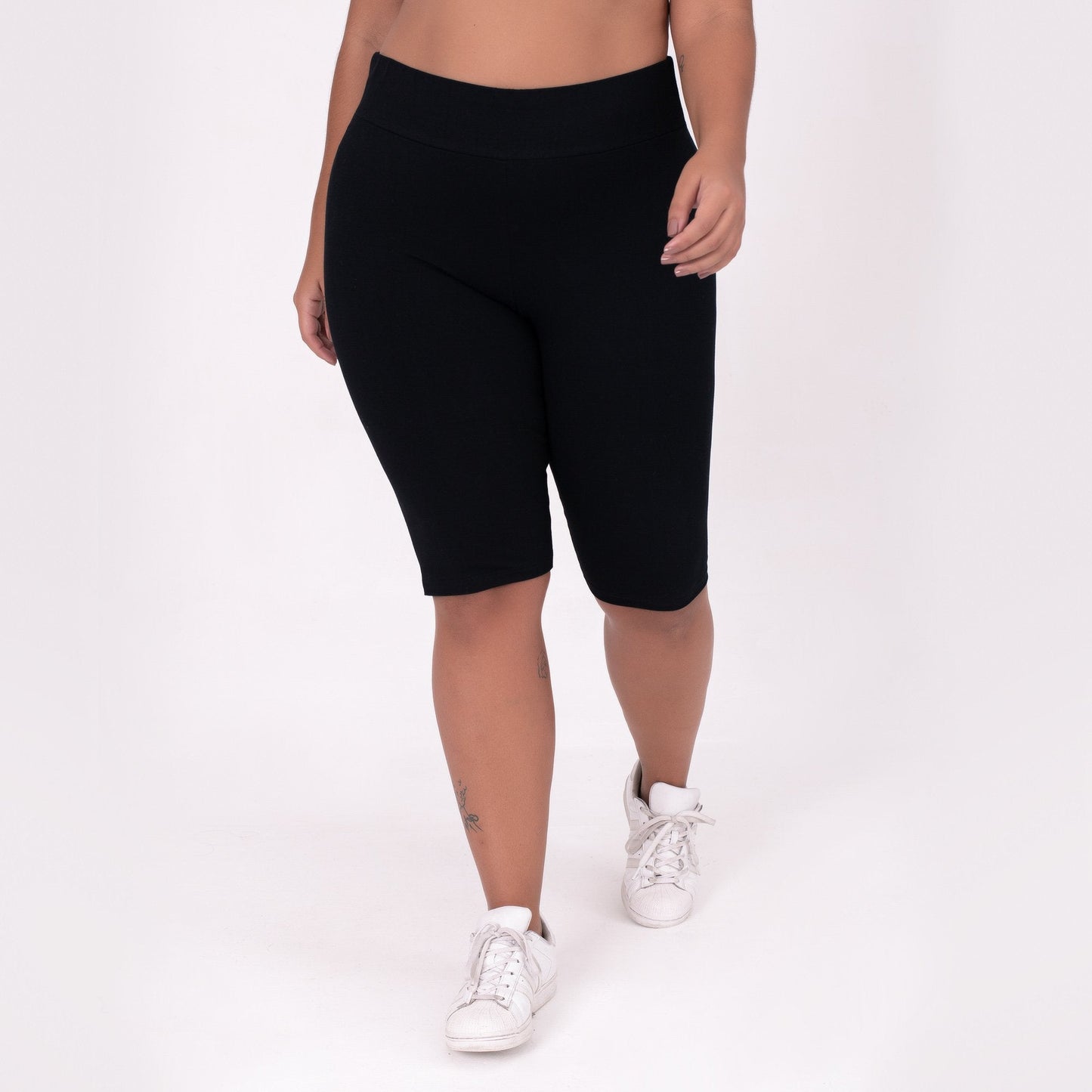 Bermuda Ciclista Plus Feminina - Preto