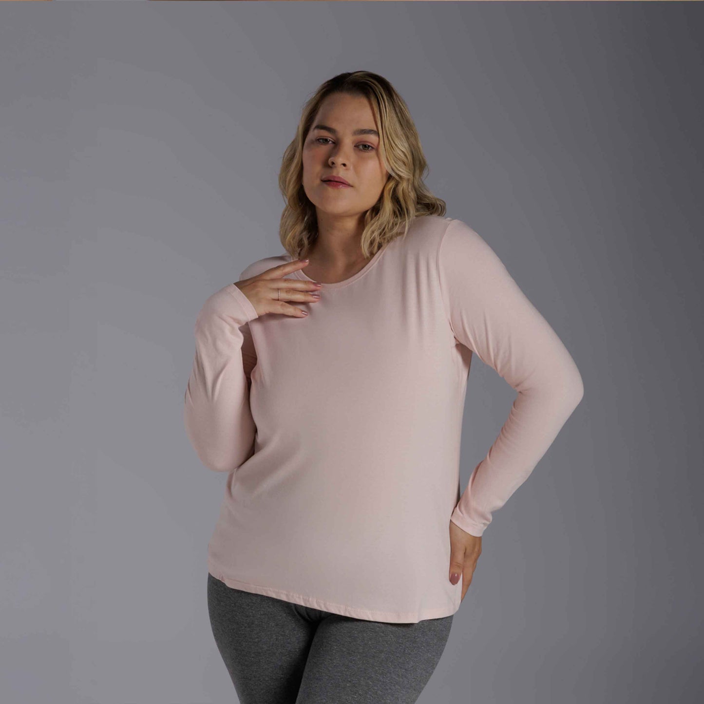 Camiseta Básica Manga Longa Plus Feminina - Rosa Pastel