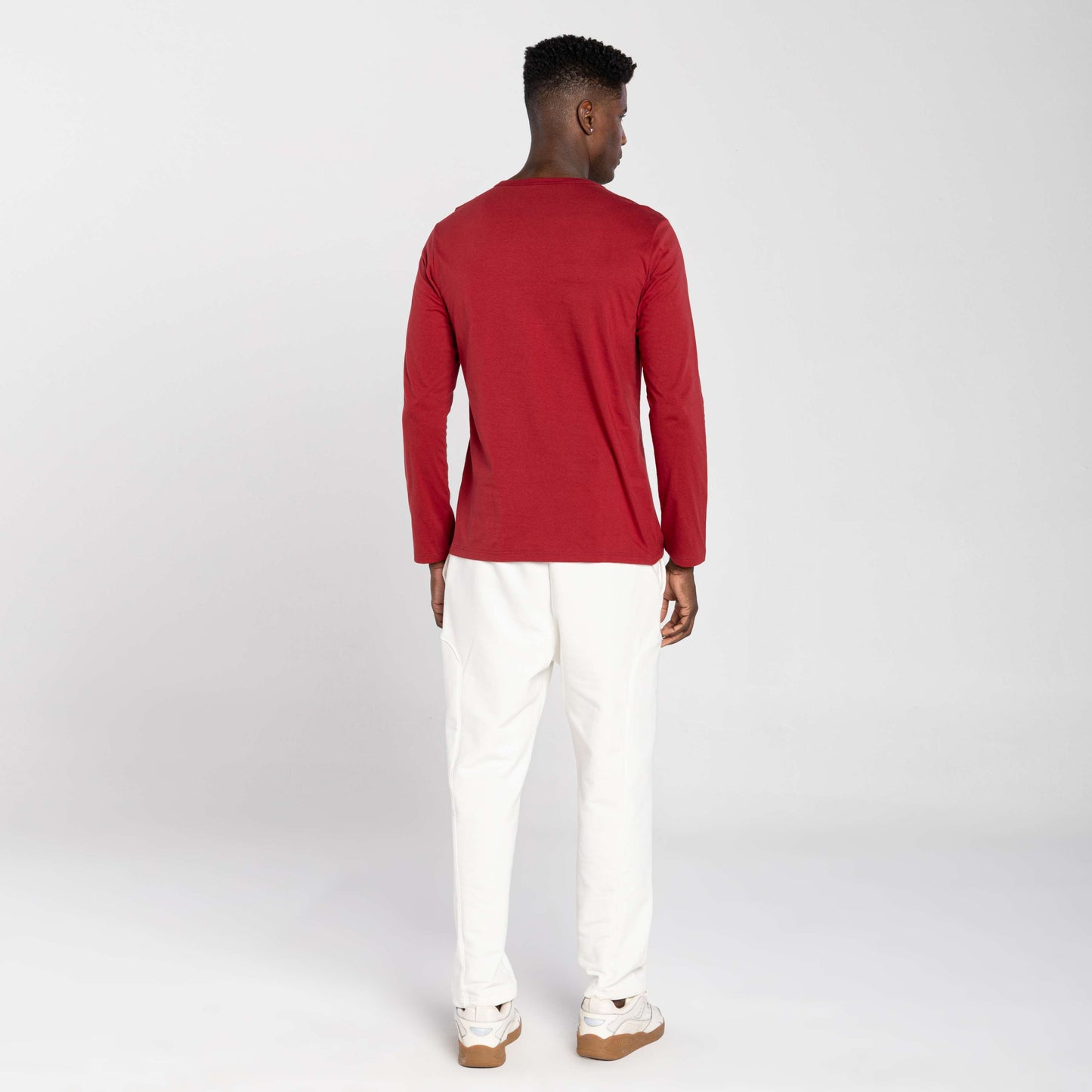 Camiseta Básica Gola V Manga Longa Masculina - Vermelho Escarlate