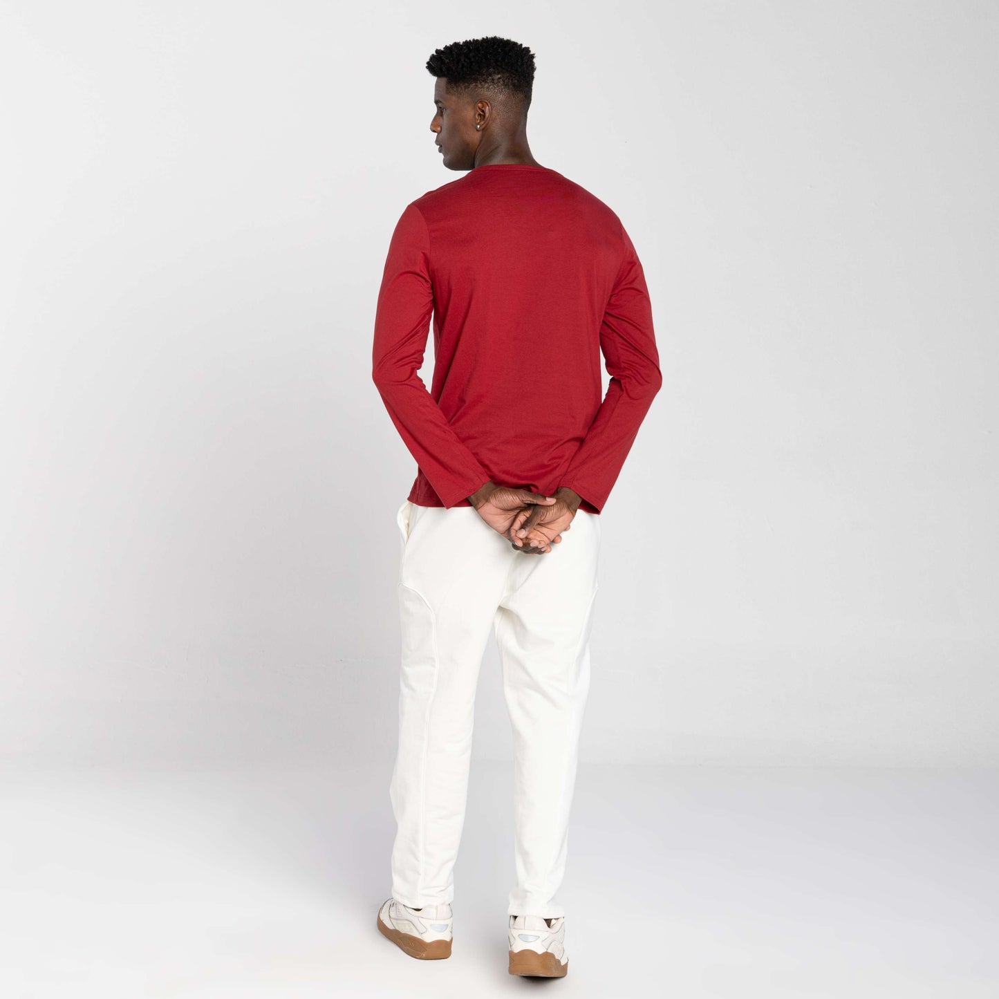 Camiseta Básica Gola V Manga Longa Masculina - Vermelho Escarlate