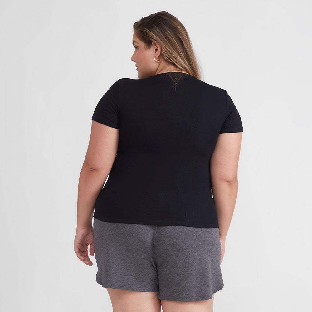 Camiseta Pijama Gola C Plus Feminina - Preto