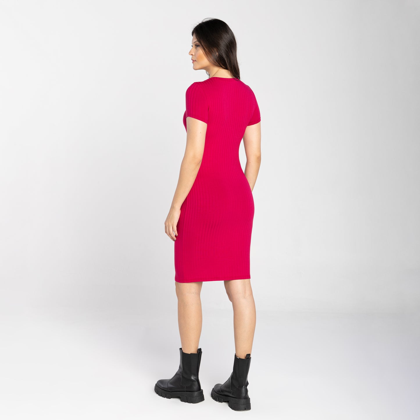 Vestido Curto Canelado - Magenta