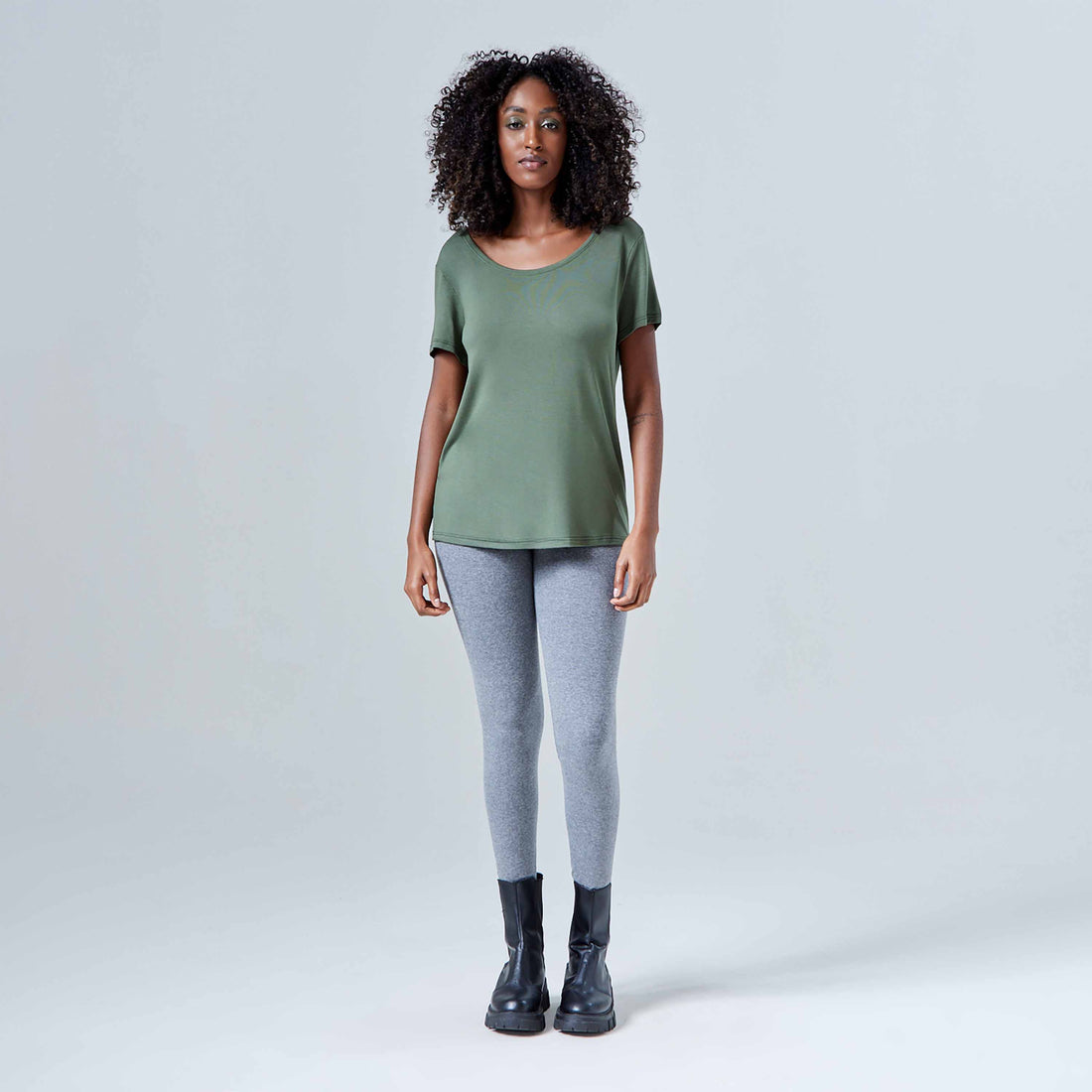 Tech T-Shirt Modal Decote Canoa Feminina - Verde Figo