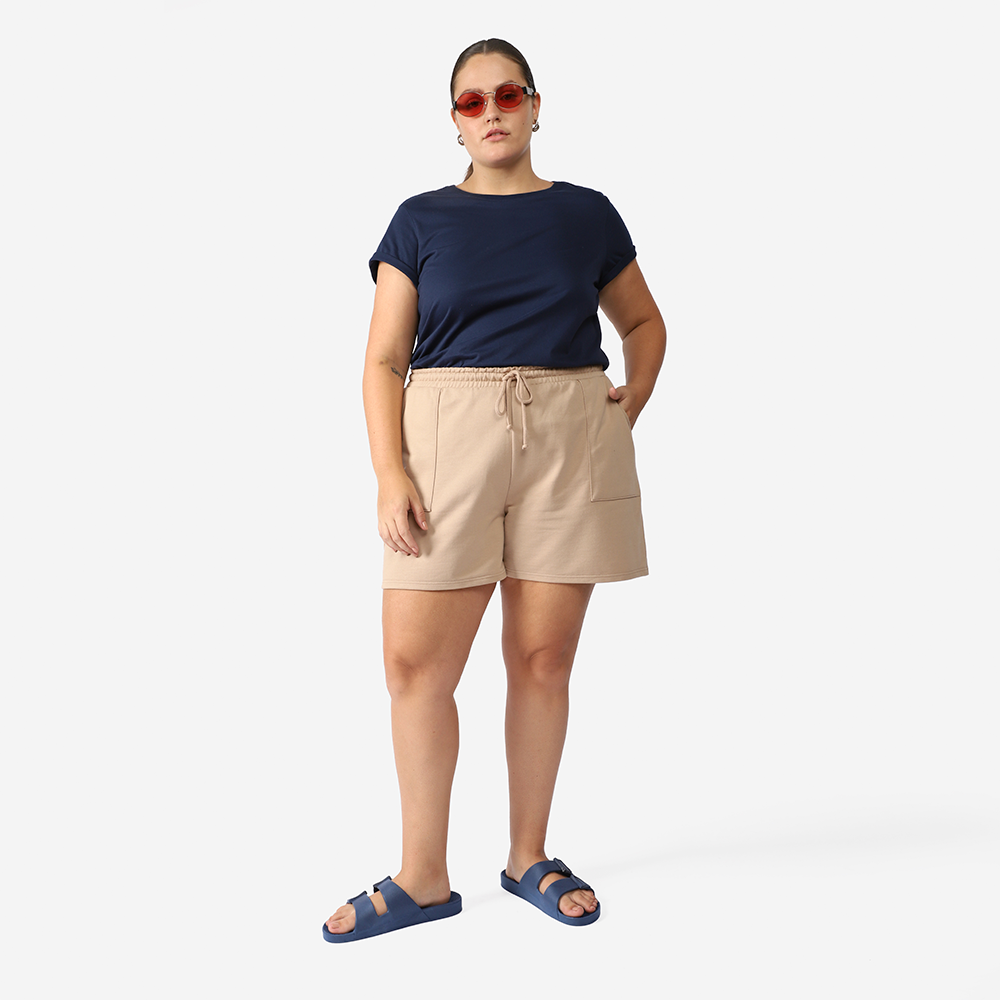 Shorts Bolso Plus Feminino - Bege Camel
