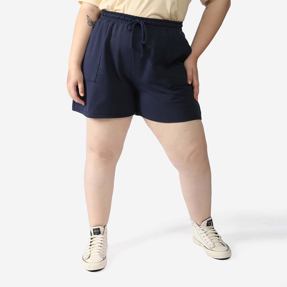 Shorts Plus Size Com Detalhe No Bolso Confortável E Leve - PLUMP