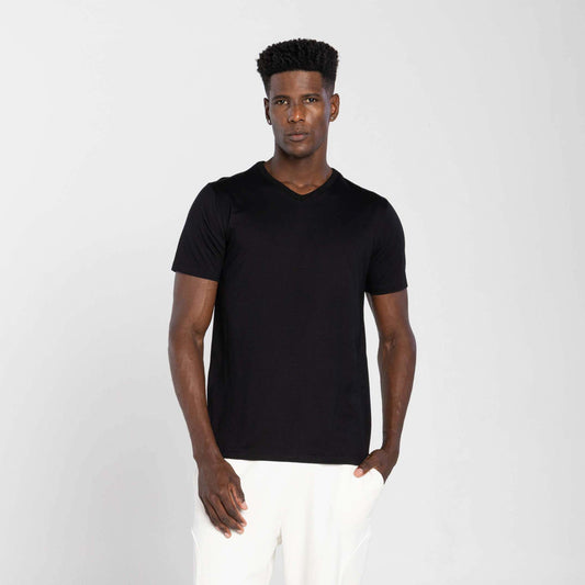 Tech T-Shirt Impermeável Gola V Masculina - Preto