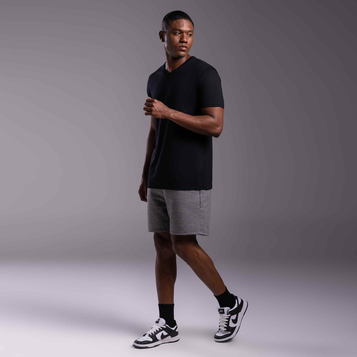 Tech T-Shirt Impermeável Gola V Masculina - Preto