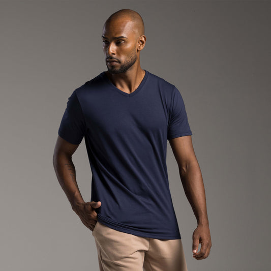Tech T-Shirt Impermeável Gola V Masculina - Azul Marinho