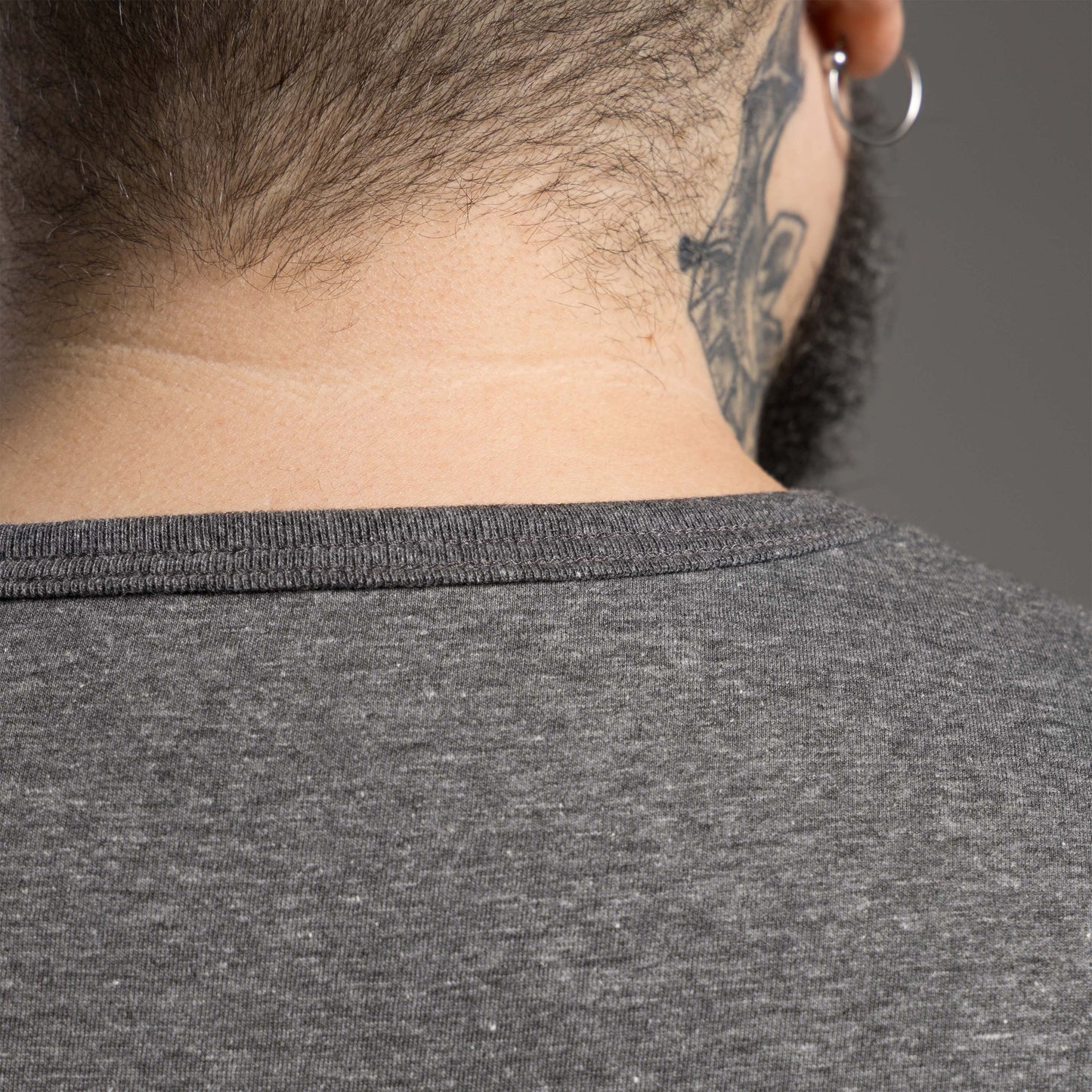 Tech T-Shirt Anti Odor Gola V Plus Masculina - Mescla Escuro