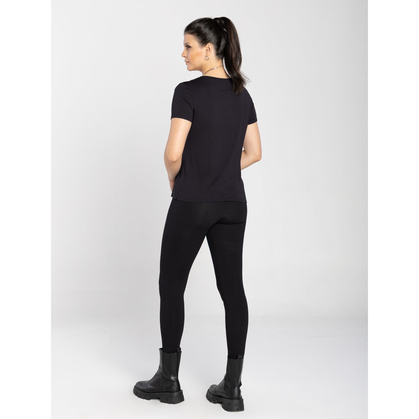 Tech T-Shirt Modal Gola V Feminina - Preto